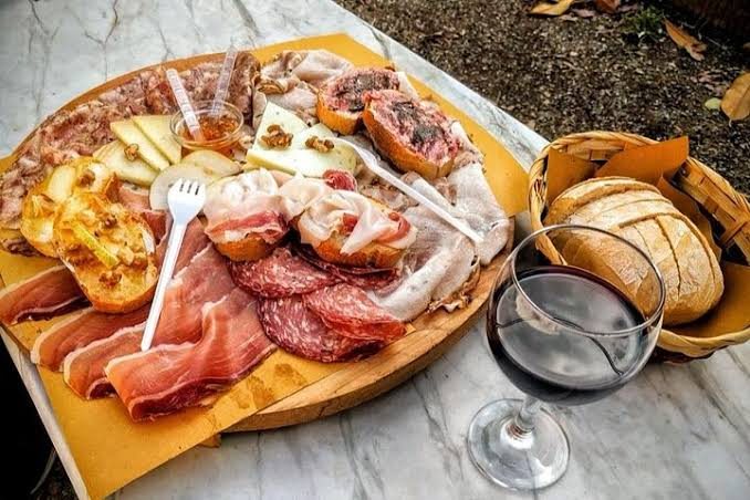 Visite culinaire traditionnelle du quartier Latin